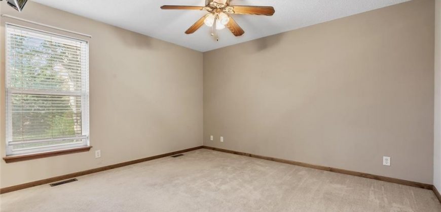 Homes for Sale in Excelsior Springs, MO 64024 | 2002  Joy Street