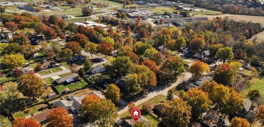 Homes for Sale in Excelsior Springs, MO 64024 | 2002  Joy Street