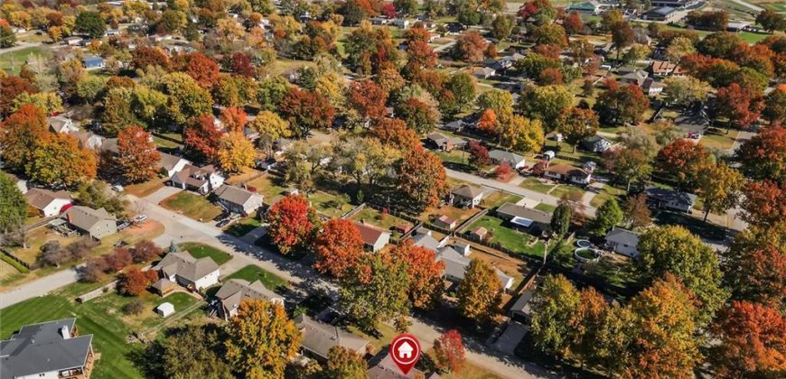 Homes for Sale in Excelsior Springs, MO 64024 | 2002  Joy Street