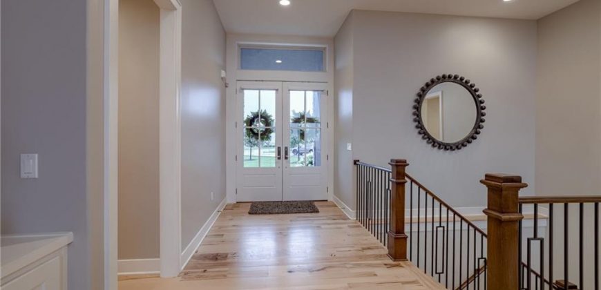 Homes for Sale in Riverside, MO 64150 | 4150  Palisades Point