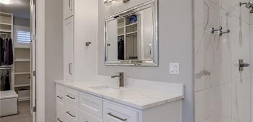 Homes for Sale in Riverside, MO 64150 | 4150  Palisades Point