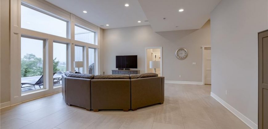 Homes for Sale in Riverside, MO 64150 | 4150  Palisades Point