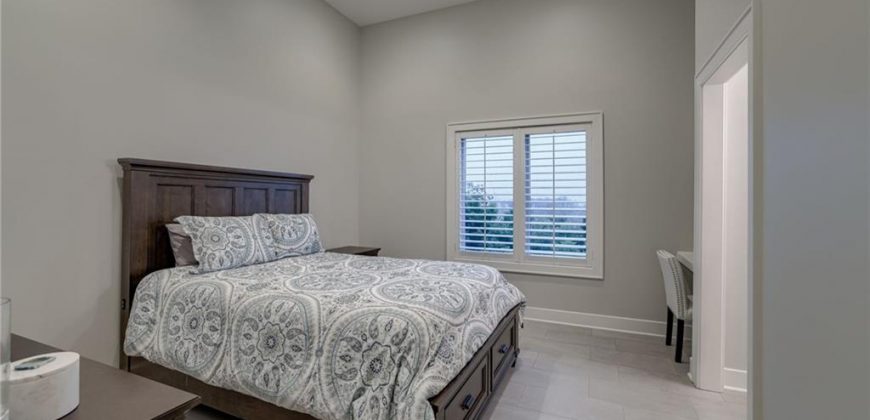 Homes for Sale in Riverside, MO 64150 | 4150  Palisades Point