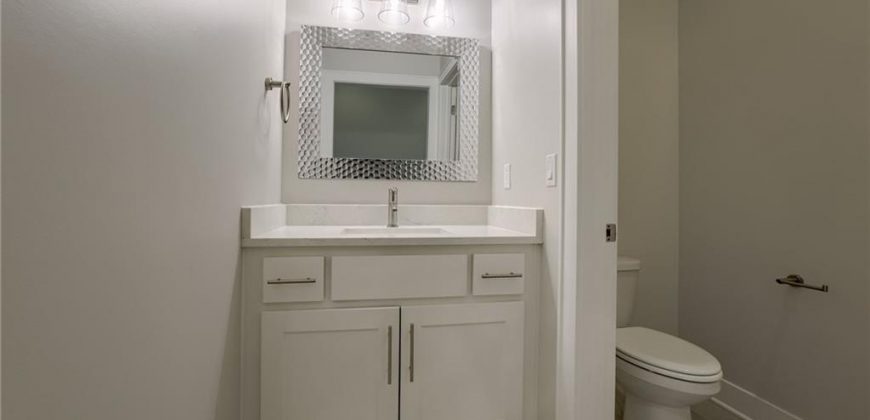 Homes for Sale in Riverside, MO 64150 | 4150  Palisades Point