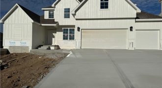 Homes for Sale in Kansas City, MO 64157 | 8908 NE 94th Street