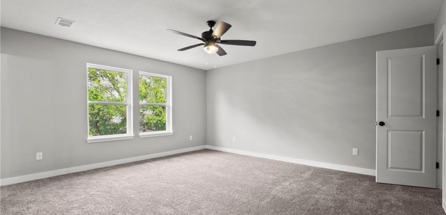 Homes for Sale in Kansas City, MO 64155 | 11218 N Oak Trafficway