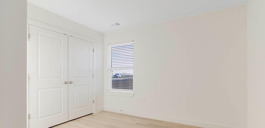 Homes for Sale in Kansas City, MO 64154 | 3827 NW 93rd Street