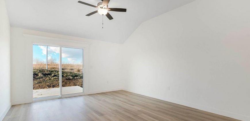 Homes for Sale in Kansas City, MO 64154 | 3827 NW 93rd Street