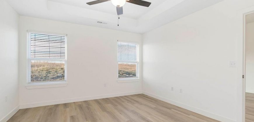 Homes for Sale in Kansas City, MO 64154 | 3827 NW 93rd Street