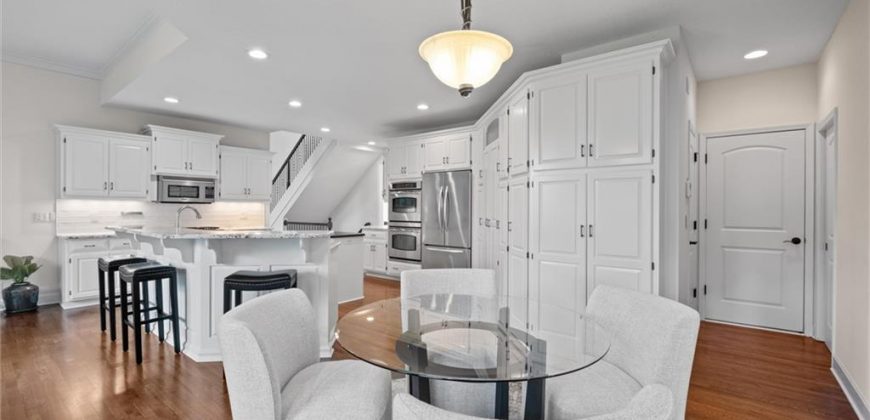 Homes for Sale in Parkville, MO 64152 | 8190  Shoreline Drive