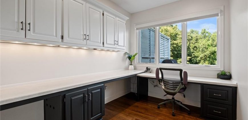 Homes for Sale in Parkville, MO 64152 | 8190  Shoreline Drive