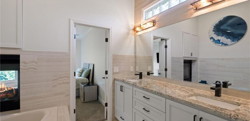 Homes for Sale in Parkville, MO 64152 | 8190  Shoreline Drive