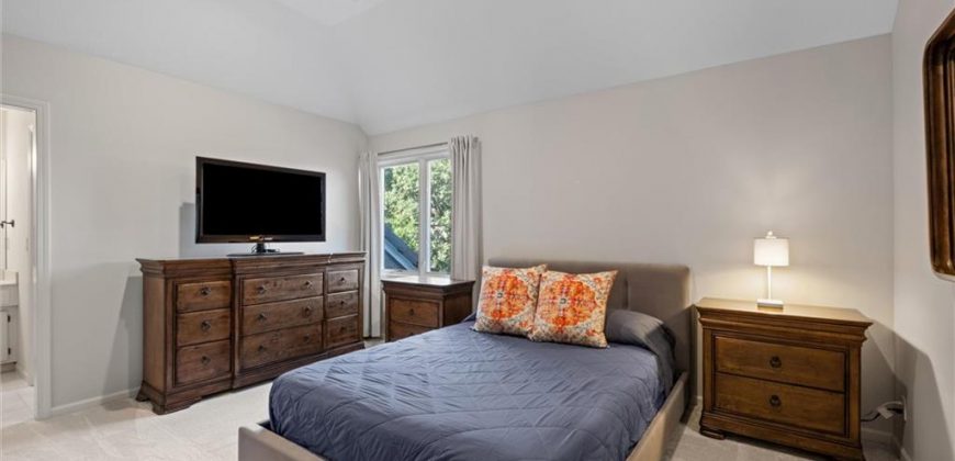 Homes for Sale in Parkville, MO 64152 | 8190  Shoreline Drive