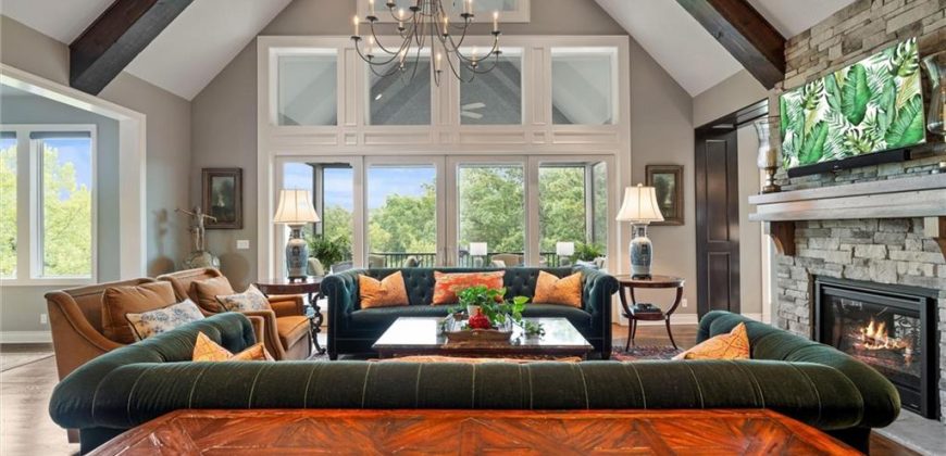 Homes for Sale in Parkville, MO 64152 | 6325  Edgewater Drive