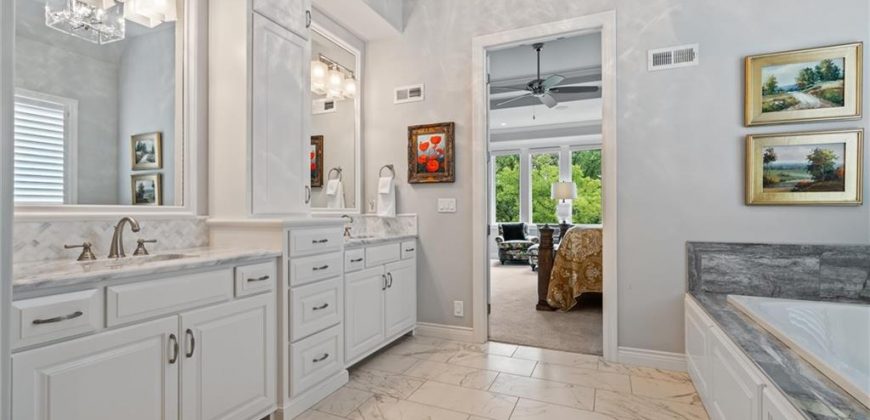 Homes for Sale in Parkville, MO 64152 | 6325  Edgewater Drive