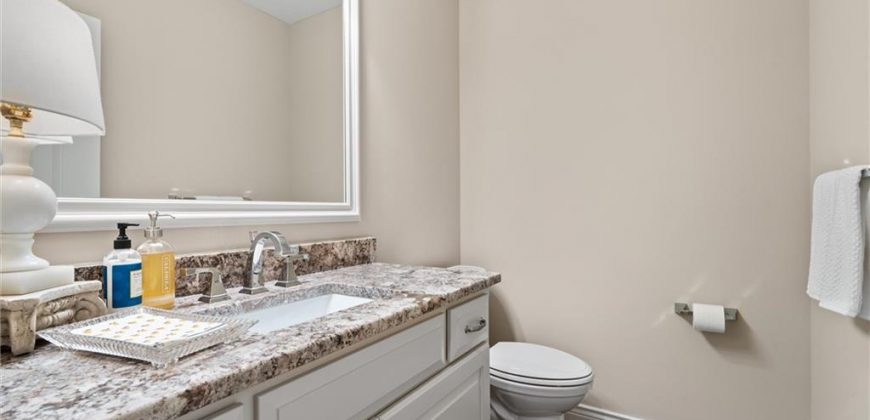 Homes for Sale in Parkville, MO 64152 | 6325  Edgewater Drive