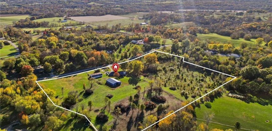 Homes for Sale in Holt, MO 64048 | 15806 NE 176th Street