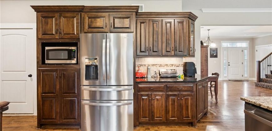 Homes for Sale in Kansas City, MO 64155 | 2210 NE 111th Street