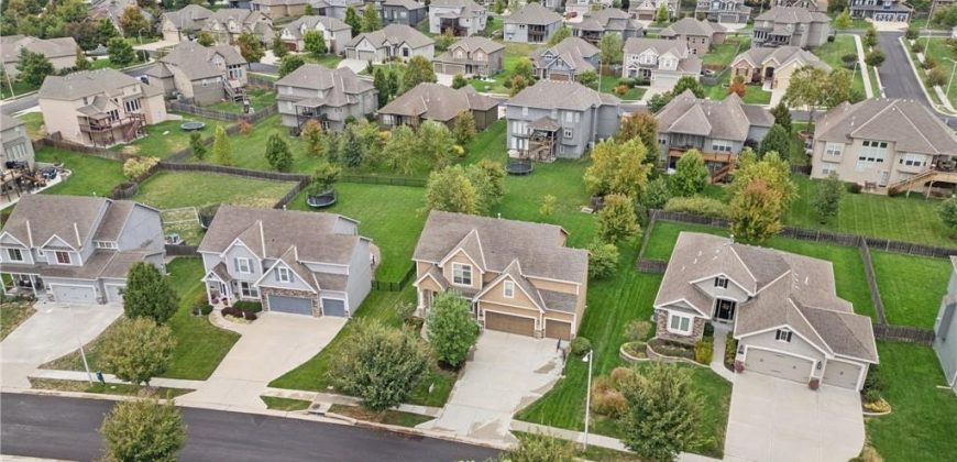 Homes for Sale in Kansas City, MO 64155 | 2210 NE 111th Street