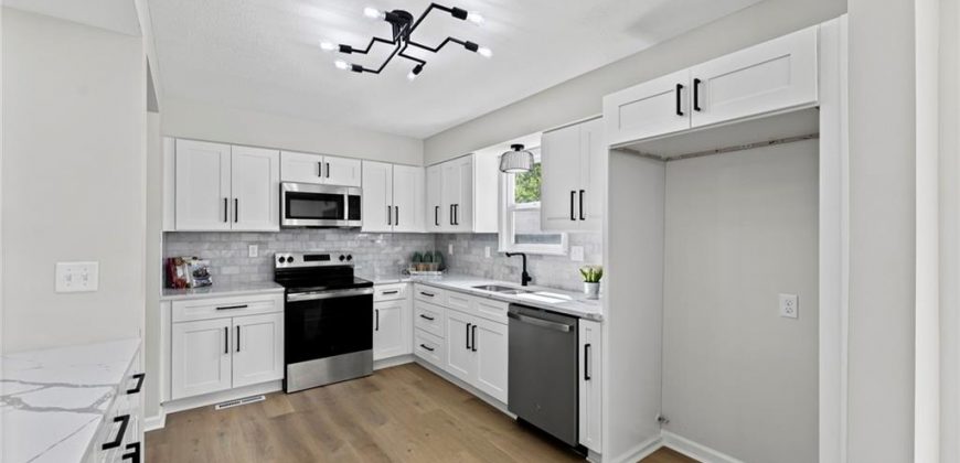 Homes for Sale in Kansas City, MO 64152 | 11005  Walnut Creek Drive