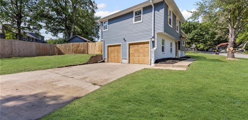 Homes for Sale in Kansas City, MO 64152 | 11005  Walnut Creek Drive