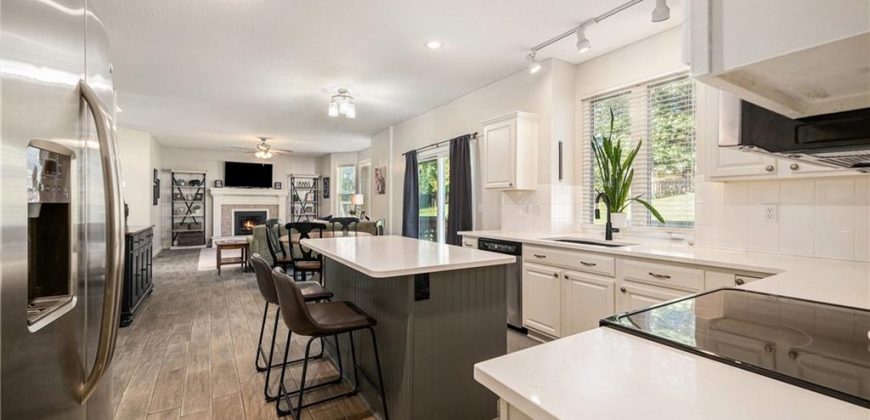 Homes for Sale in Liberty, MO 64068 | 1588  Columbine Court