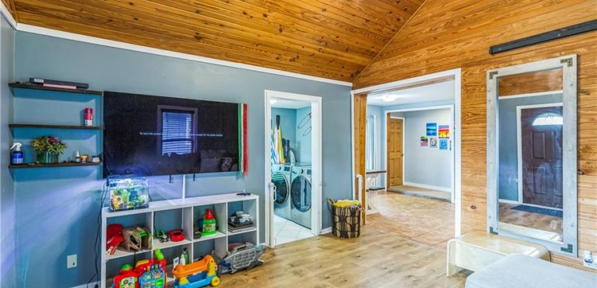 Homes for Sale in Kansas City, MO 64118 | 6820 N Campbell Street