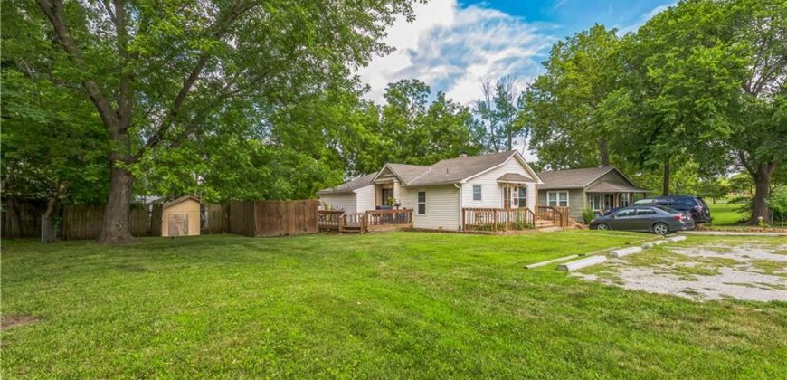 Homes for Sale in Kansas City, MO 64118 | 6820 N Campbell Street