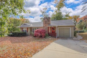 211-NW-Briarcliff-Road-mls-2587102-image-1