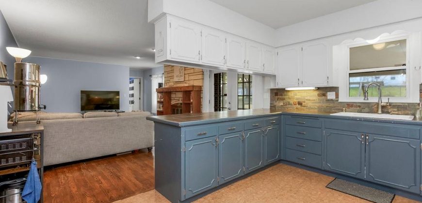 Homes for Sale in Gladstone, MO 64118 | 1303 NE 77th Street