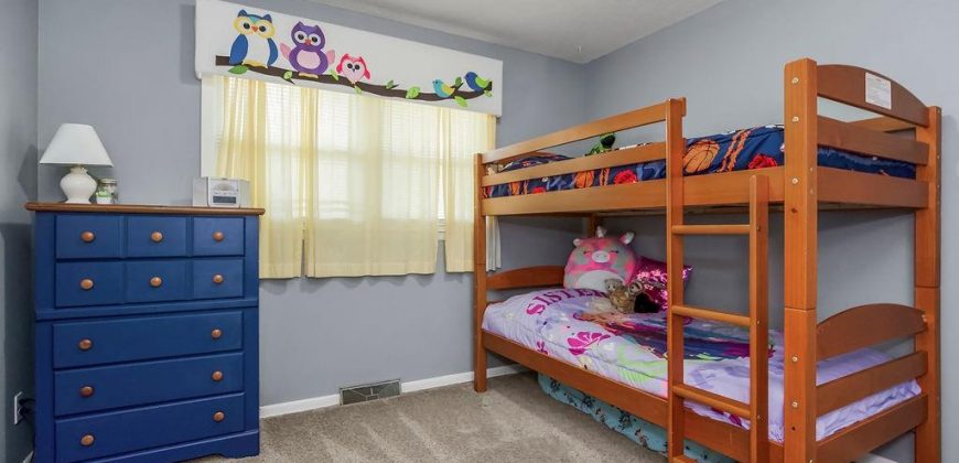 Homes for Sale in Gladstone, MO 64118 | 1303 NE 77th Street