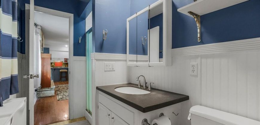 Homes for Sale in Gladstone, MO 64118 | 1303 NE 77th Street