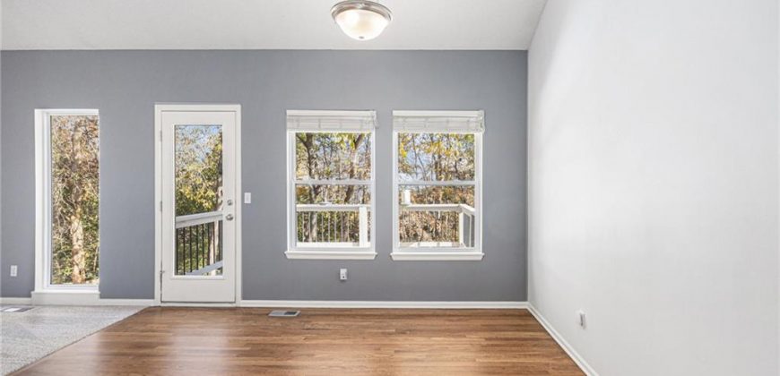 Homes for Sale in Kansas City, MO 64154 | 8707 N ROBINHOOD Avenue