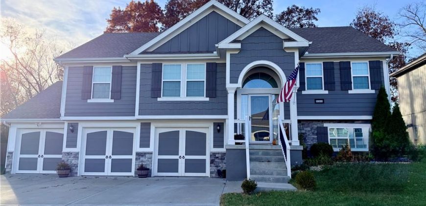 Homes for Sale in Kansas City, MO 64156 | 10020 N Lawn Avenue