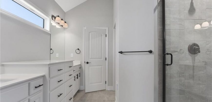 Homes for Sale in Kansas City, MO 64157 | 11436 N Auburndale Circle