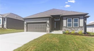 Homes for Sale in Kansas City, MO 64157 | 11457 N Auburndale Circle