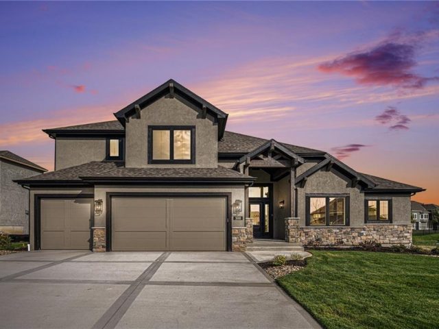 Homes for Sale in Kansas City, MO 64155 | 3010 NE 102nd Street