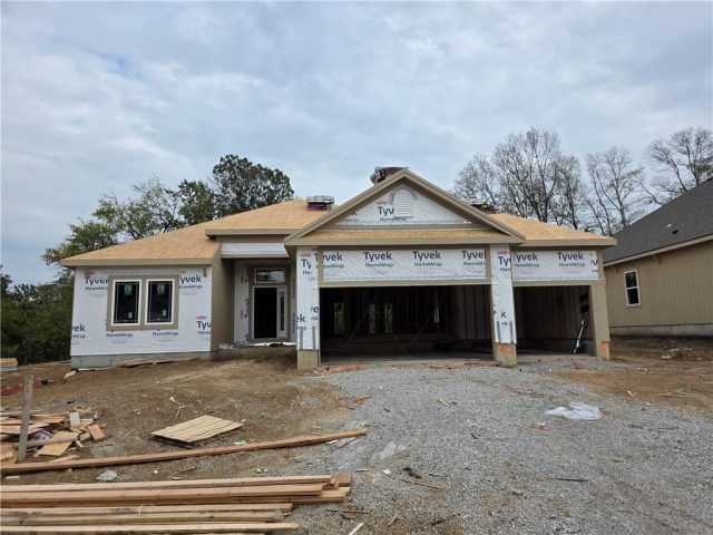 Homes for Sale in Kansas City, MO 64154 | 9427 N Belton Avenue