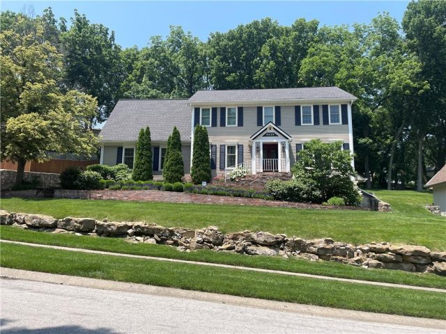 Homes for Sale in Kansas City, MO 64116 | 4420 NW Wildwood Drive