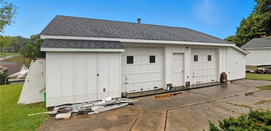 Homes for Sale in Avondale, MO 64117 | 2943 NE Walnut Road