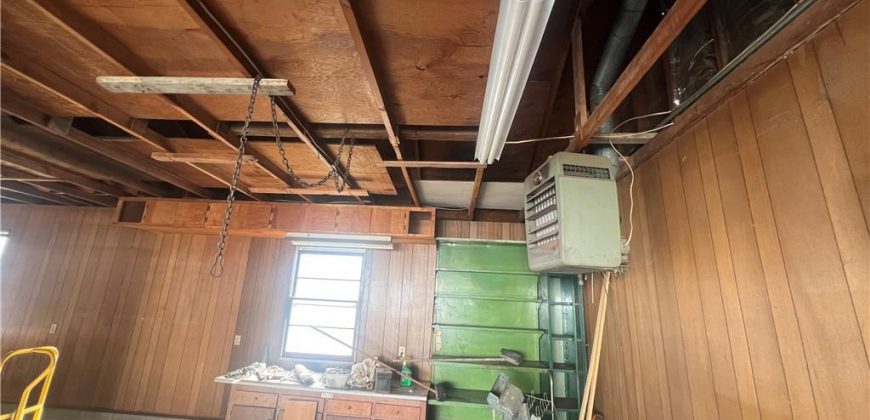 Homes for Sale in Avondale, MO 64117 | 2943 NE Walnut Road