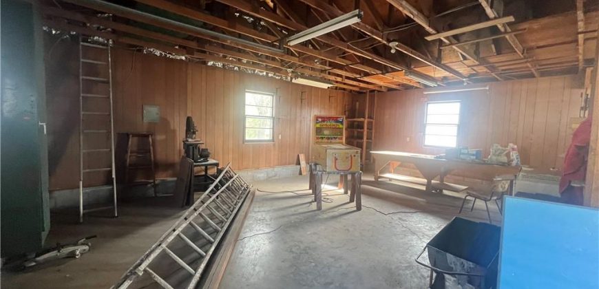 Homes for Sale in Avondale, MO 64117 | 2943 NE Walnut Road