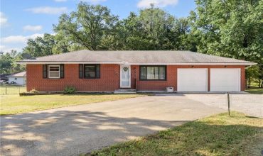 Homes for Sale in Smithville, MO 64089 | 702  Quincy Boulevard