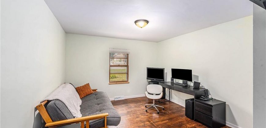 Homes for Sale in Gladstone, MO 64118 | 4914 N Central Street