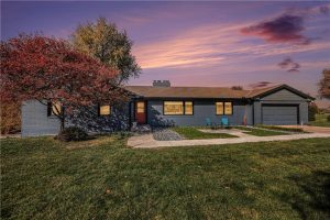 36-NE-Normandy-Lane-mls-2584136-image-1