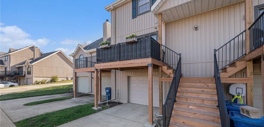 Homes for Sale in Smithville, MO 64089 | 233  Stonebridge Lane