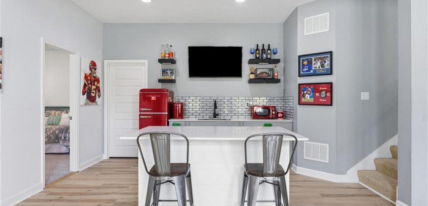 Homes for Sale in Kansas City, MO 64155 | 10512 N Euclid Avenue