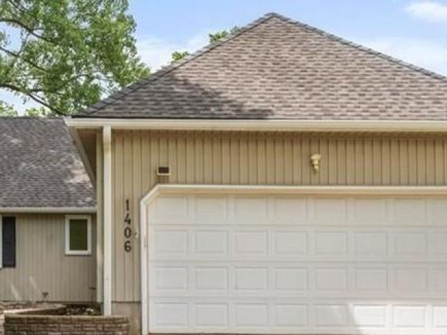 Homes for Sale in Kansas City, MO 64118 | 1406 NE 52nd Terrace