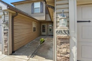 6833-NE-116th-Terrace-mls-2553234-image-1