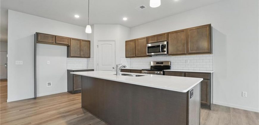 Homes for Sale in Kansas City, MO 64154 | 3012 NW 95th Terrace